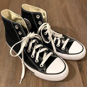 Chuck Taylor High Top Sneaker Converse 8.5